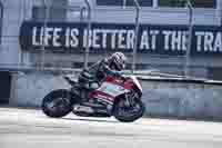 Laguna-Seca;event-digital-images;motorbikes;no-limits;peter-wileman-photography;trackday;trackday-digital-images